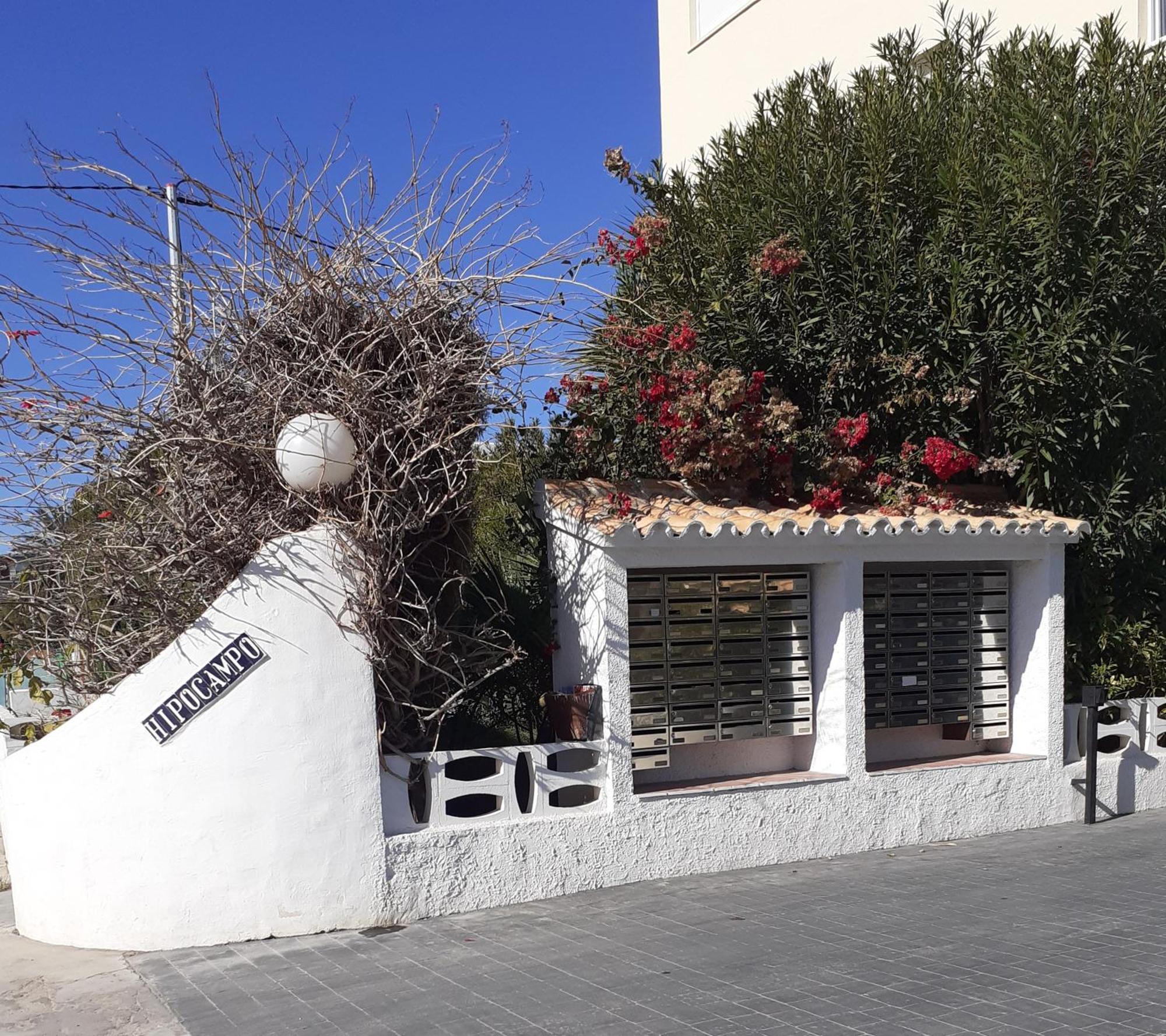 Oasis Apartments Playa Albaranas Dénia Exterior foto